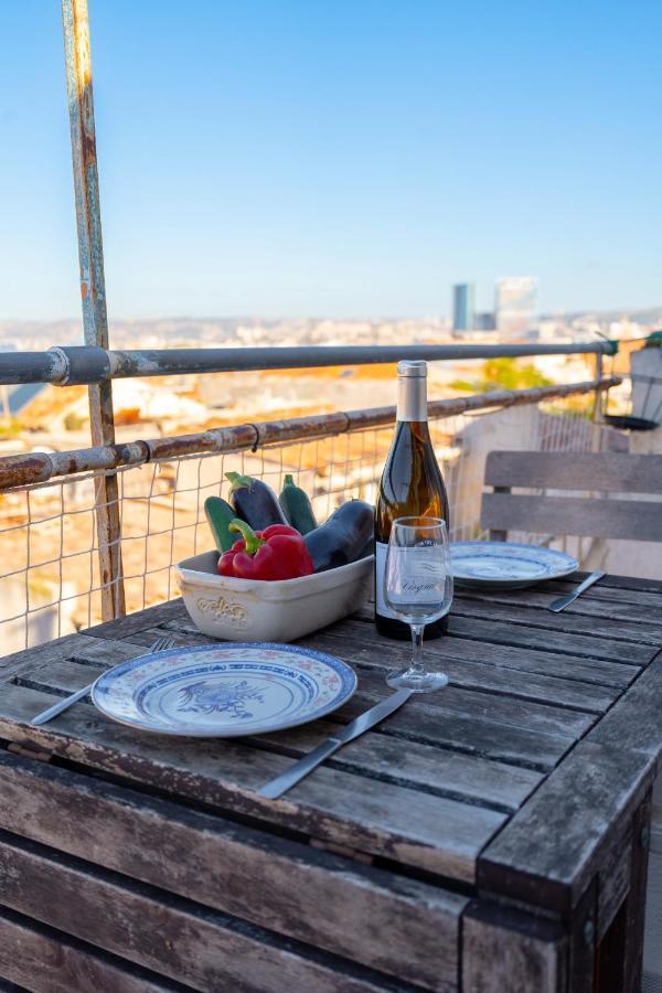 Terrasse Vue & Quartier Historique Vieux Port Apartment